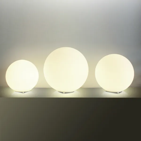 Luminária de Mesa Bola 42cm Vidro Branco - Imagem 2